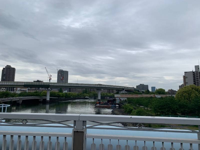 淀川に向かう途中の橋